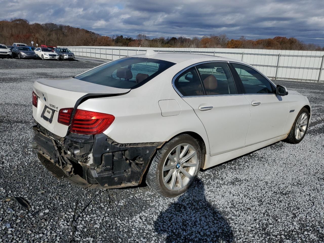 Image 3 of 2014 BMW 535 D XDRIVE 2014 with VIN WBAFV3C57ED685938