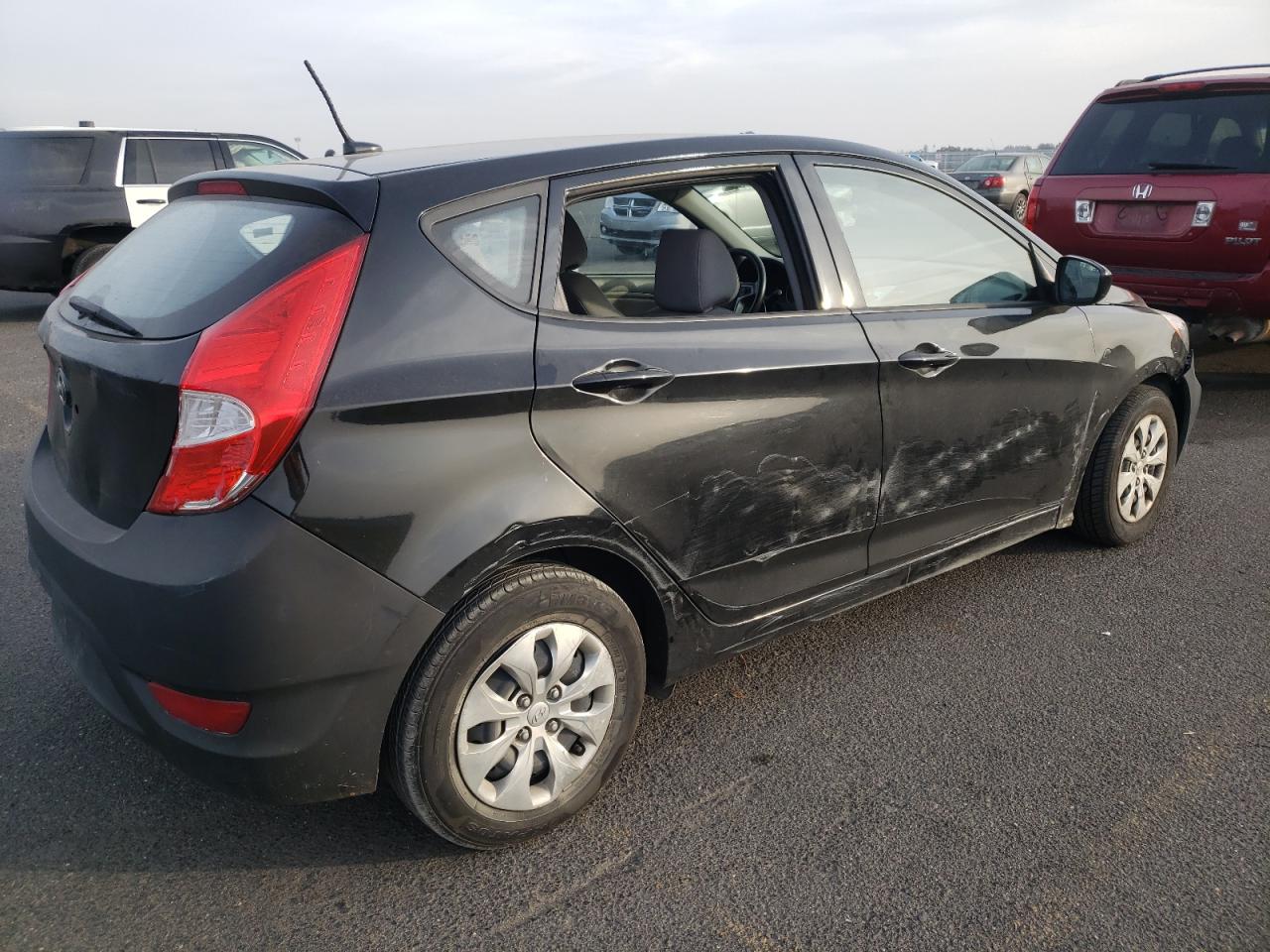Image 3 of 2017 HYUNDAI ACCENT SE 2017 with VIN KMHCT5AE4HU323849
