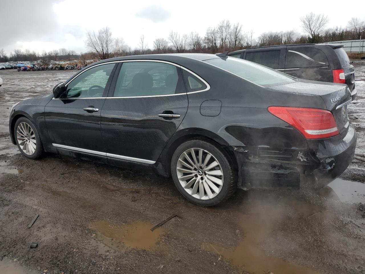 Image 2 of 2016 HYUNDAI EQUUS SIGNATURE 2016 with VIN KMHGH4JH2GU103454