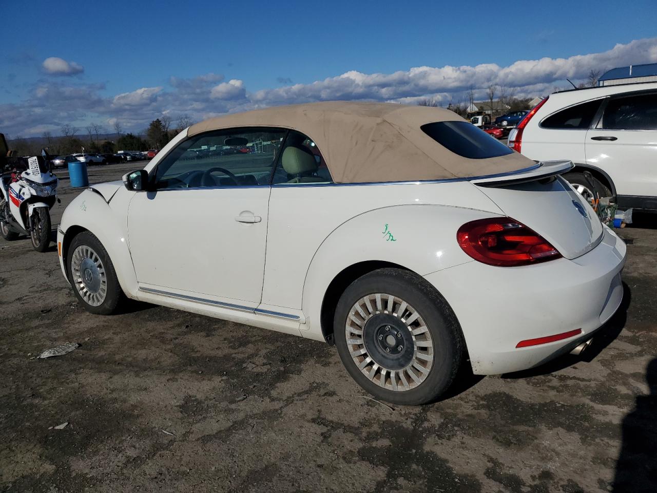Obraz 2 z 2014 VOLKSWAGEN BEETLE  2014 z VIN 3VW5P7AT7EM801593