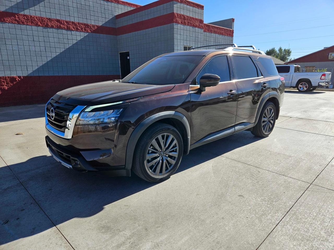 Изображение 2 2022 NISSAN PATHFINDER SL 2022 с VIN 5N1DR3CB3NC250064