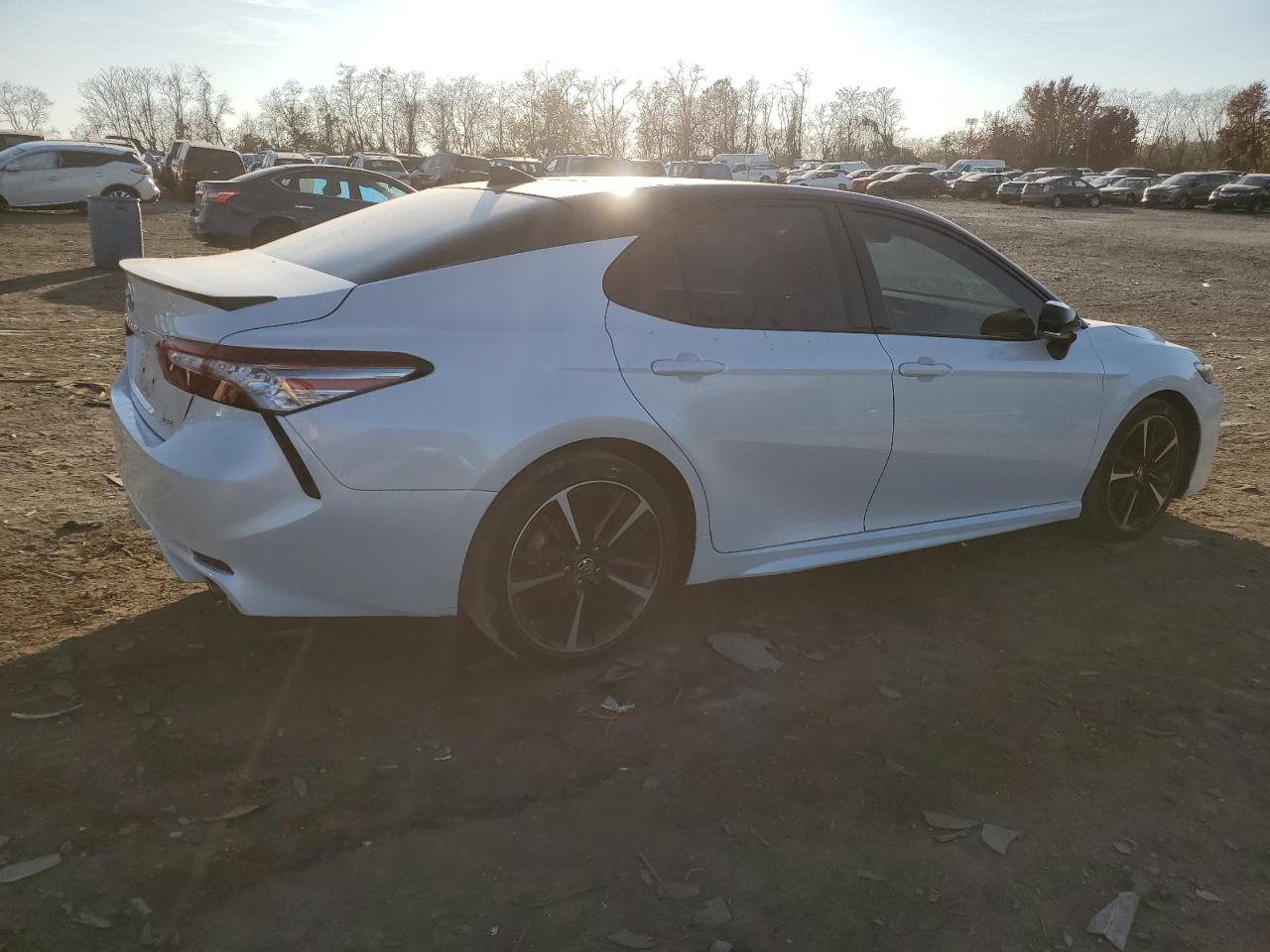 Изображение 3 2019 TOYOTA CAMRY XSE 2019 с VIN 4T1B61HK8KU261340