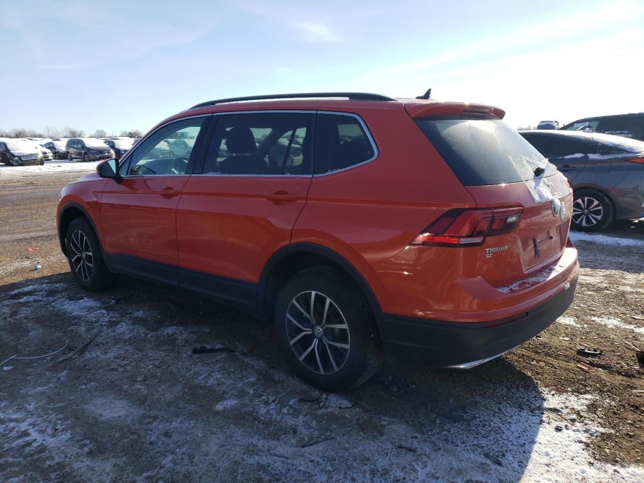 Image 2 of 2019 VOLKSWAGEN TIGUAN SE 2019 with VIN 3VV2B7AX2KM126580