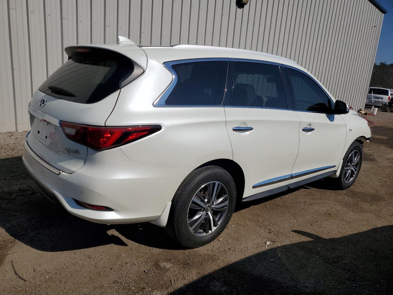 Image 3 of 2020 INFINITI QX60 LUXE 2020 with VIN 5N1DL0MN5LC538710