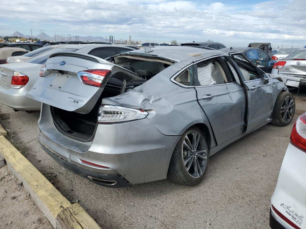 Изображение 3 2020 FORD FUSION TITANIUM 2020 с VIN 3FA6P0K95LR131758