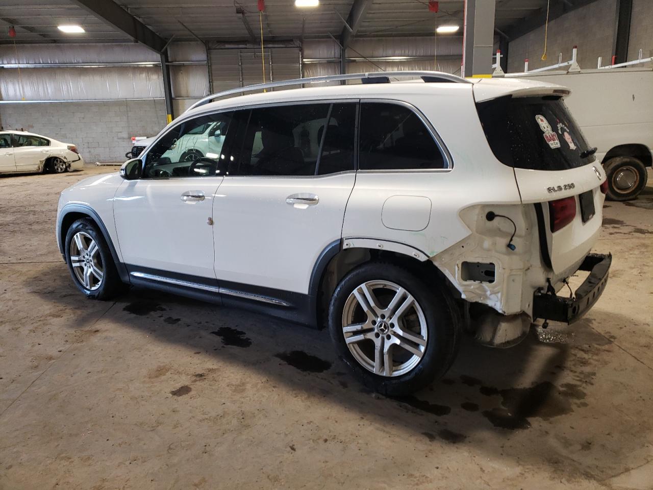 Изображение 2 2021 MERCEDES-BENZ GLB 250 4MATIC 2021 с VIN W1N4M4HB4MW121631