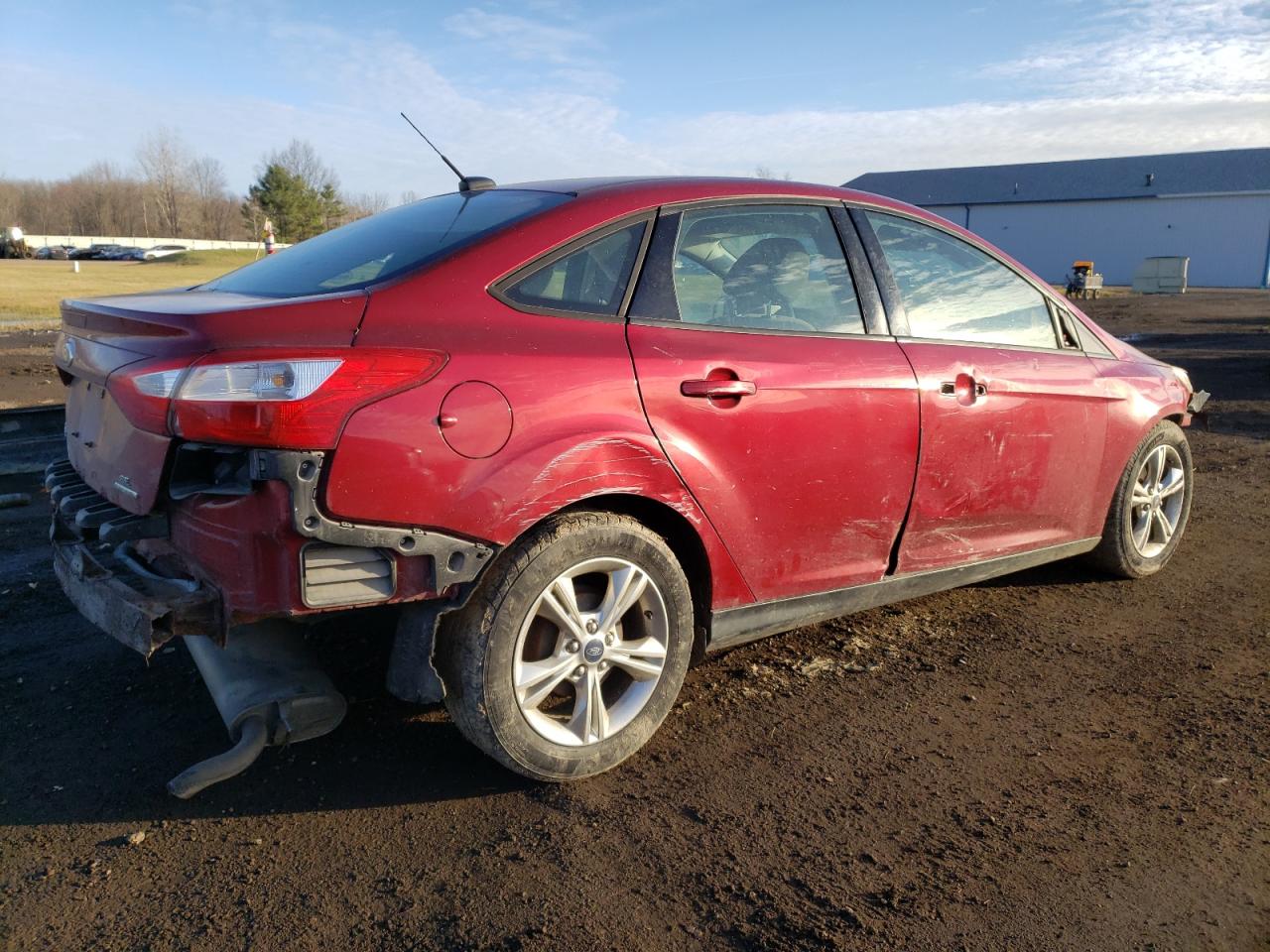 Image 3 of 2014 FORD FOCUS SE 2014 with VIN 1FADP3F29EL214021