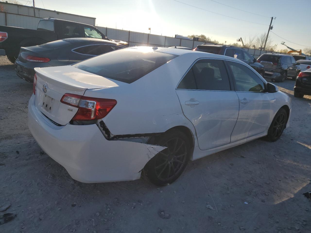 Obraz 3 z 2012 TOYOTA CAMRY SE 2012 z VIN 4T1BK1FK6CU504174