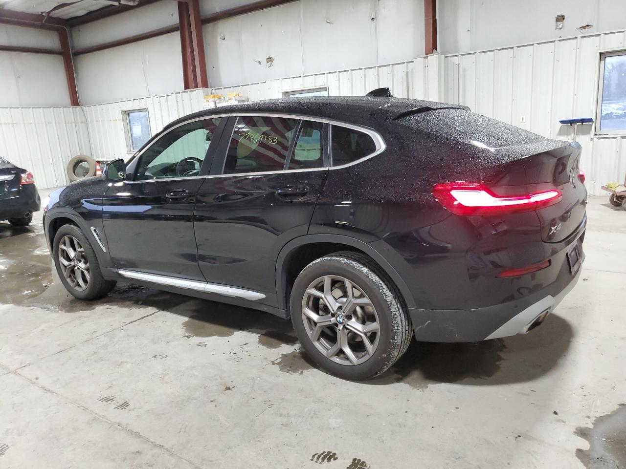 Изображение 2 2022 BMW X4 XDRIVE30I 2022 с VIN 5UX33DT07N9J18023