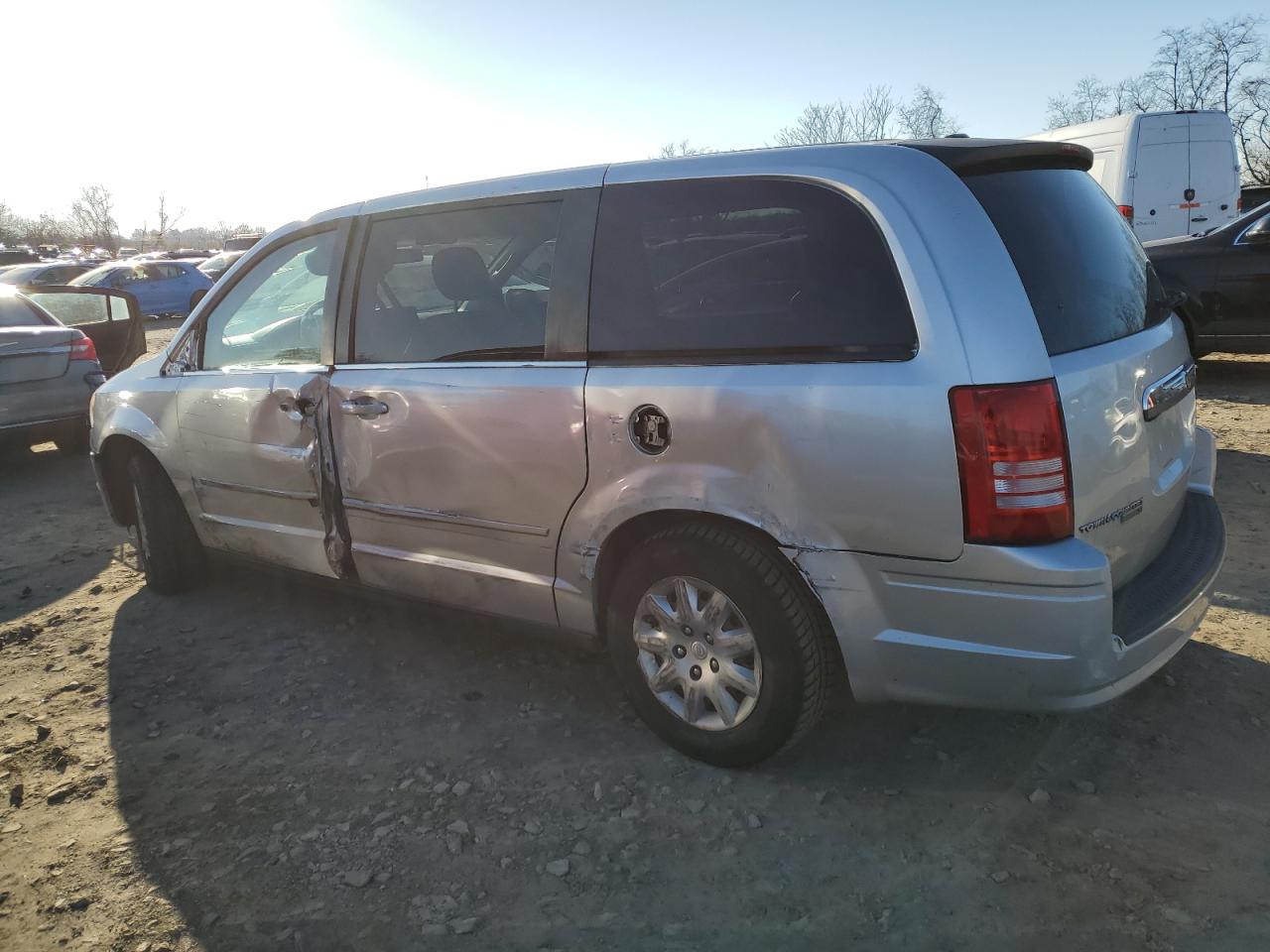 Image 2 of 2008 CHRYSLER TOWN & COUNTRY LX 2008 with VIN 2A8HR44HX8R757773
