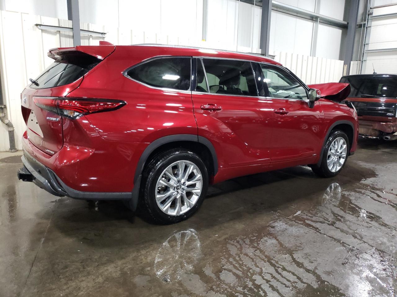 Изображение 3 2022 TOYOTA HIGHLANDER HYBRID LIMITED 2022 с VIN 5TDXBRCH4NS541216