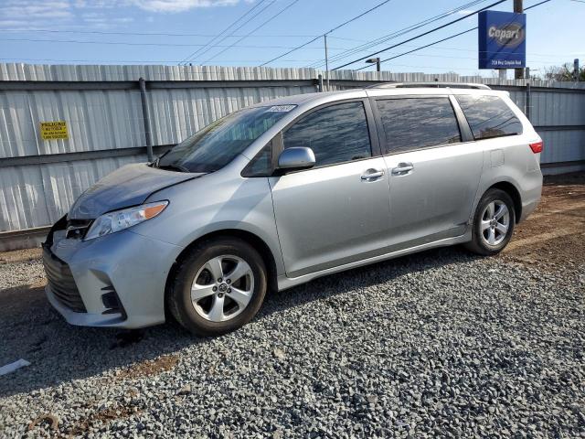 2019 TOYOTA SIENNA LE 2019 image