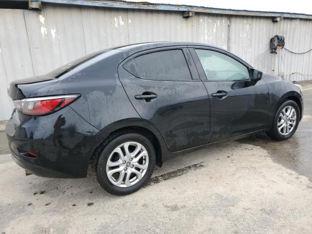 Image 3 of 2018 TOYOTA YARIS IA  2018 with VIN 3MYDLBYV8JY307929