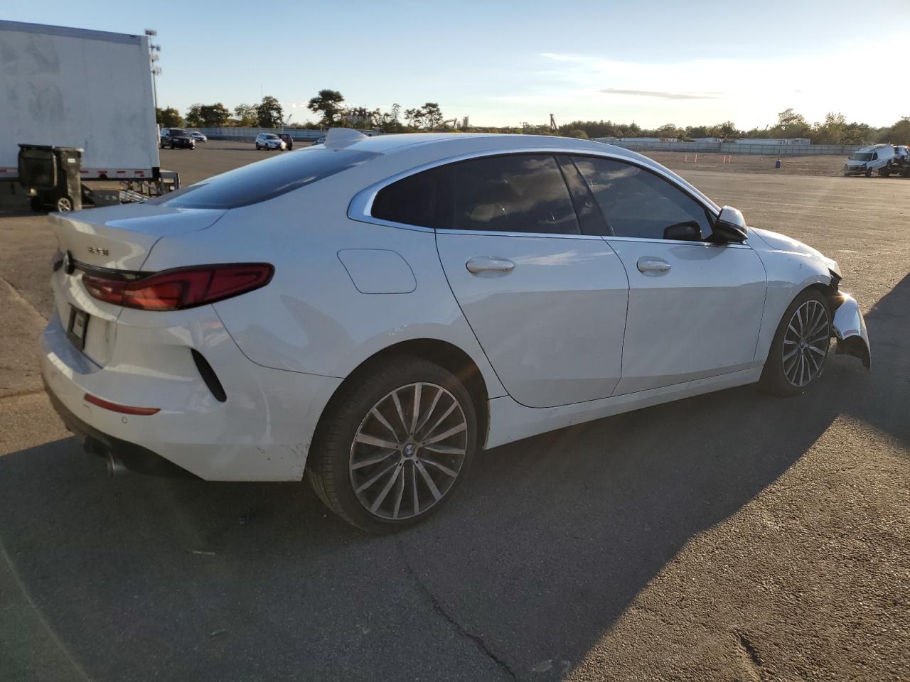 Изображение 3 2020 BMW 228XI  2020 с VIN WBA73AK01L7F55270