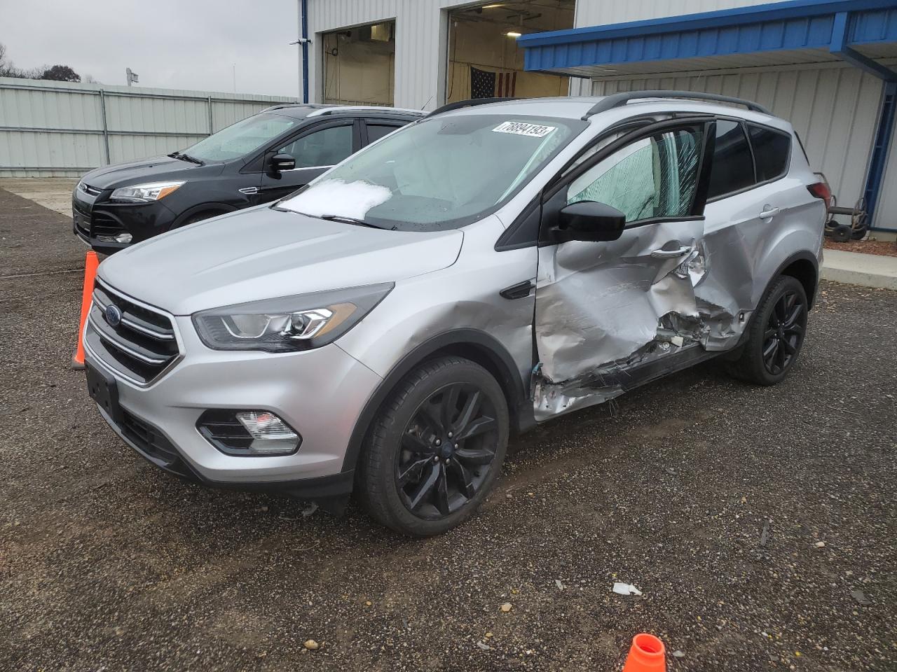 Image 1 of 2019 FORD ESCAPE SE 2019 with VIN 1FMCU9GD1KUA59791