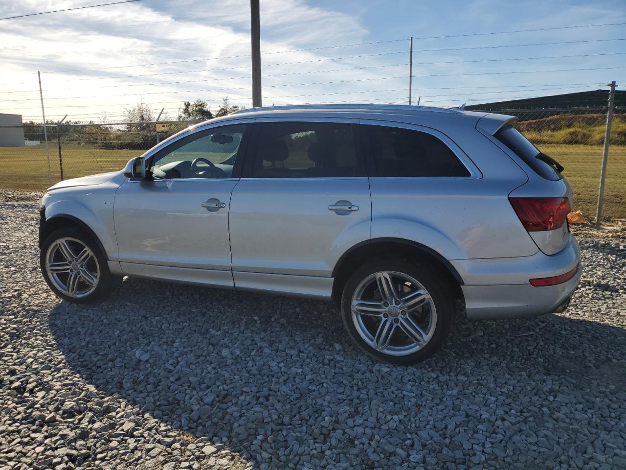 Image 2 of 2014 AUDI Q7 PRESTIGE 2014 with VIN WA1WMAFEXED004879