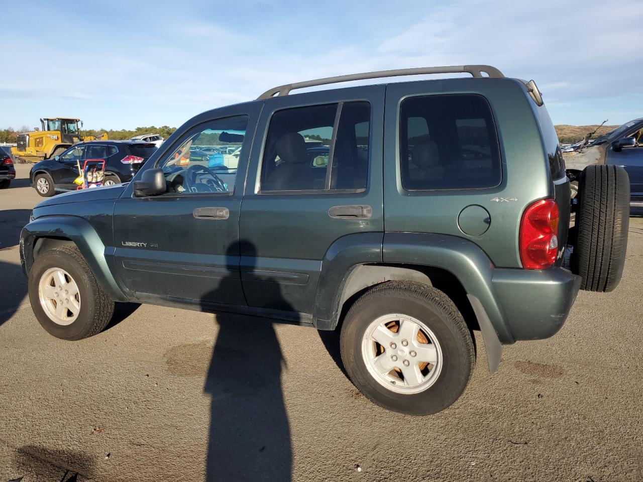 Image 2 of 2002 JEEP LIBERTY LIMITED 2002 with VIN 1J4GL58K62W155784