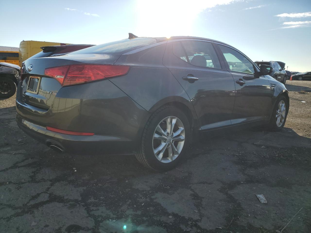 Image 3 of 2013 KIA OPTIMA EX 2013 with VIN 5XXGN4A71DG257966