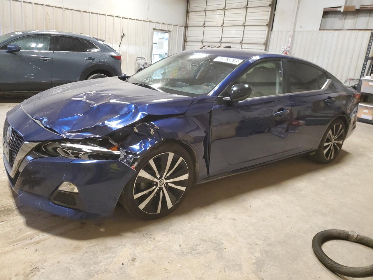 Image 1 of 2019 NISSAN ALTIMA SR 2019 with VIN 1N4BL4CV5KC151860