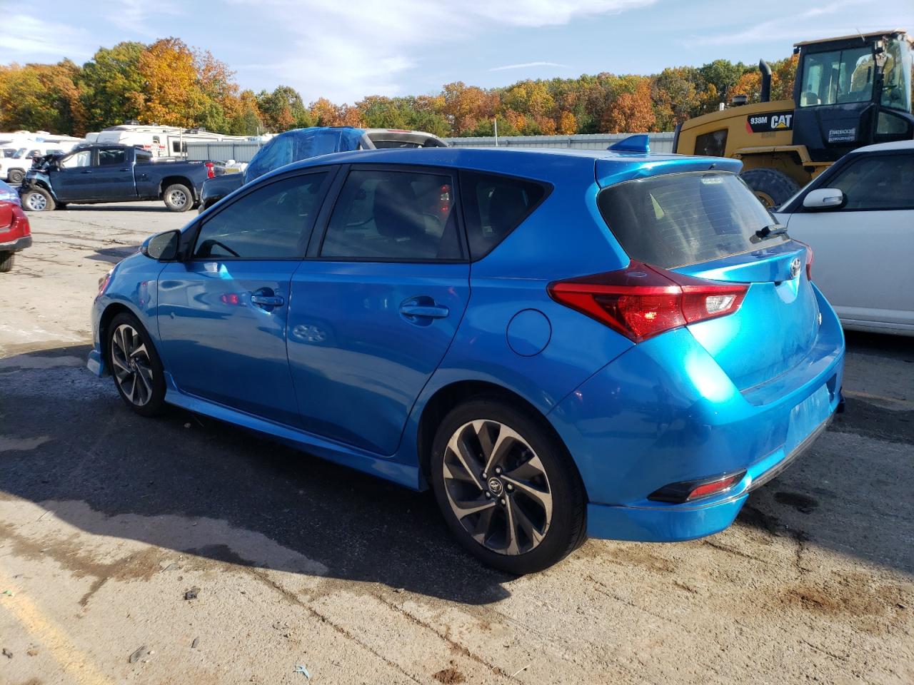Изображение 2 2018 TOYOTA COROLLA IM  2018 с VIN JTNKARJE3JJ572028