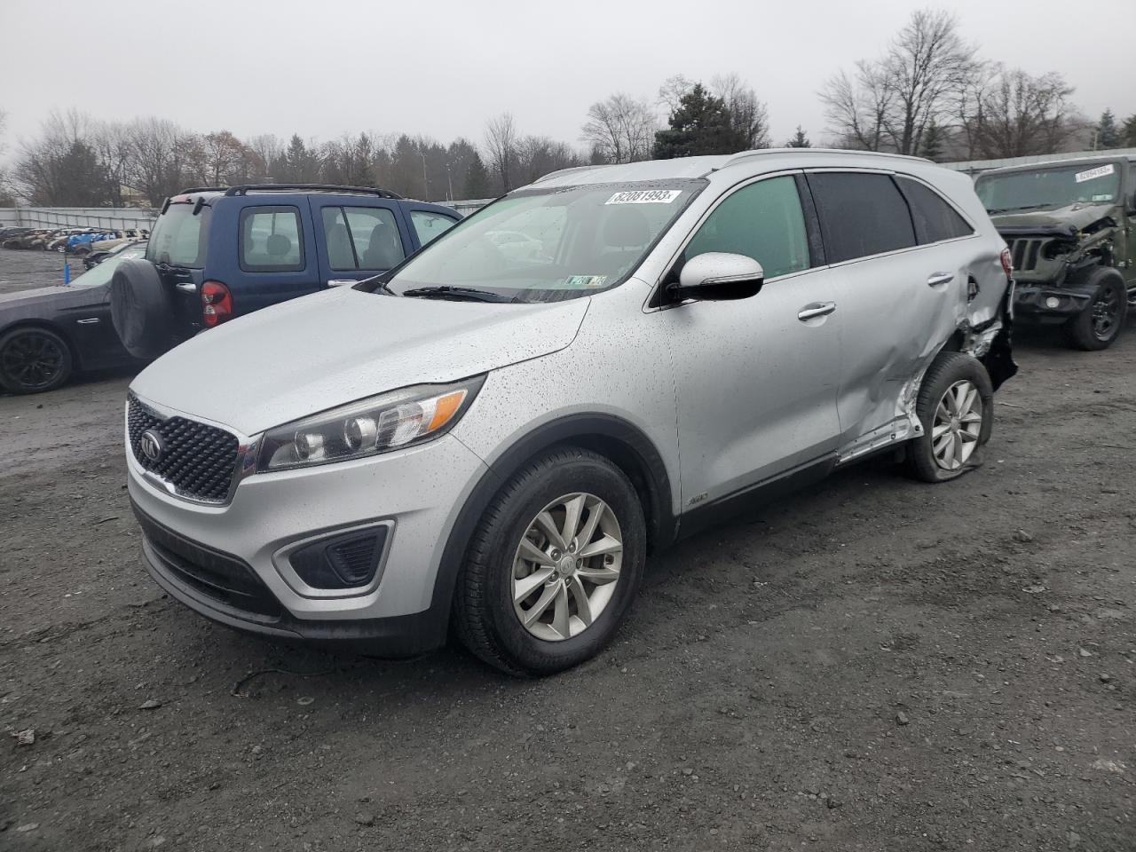 Obraz 1 z 2018 KIA SORENTO LX 2018 z VIN 5XYPGDA37JG368598