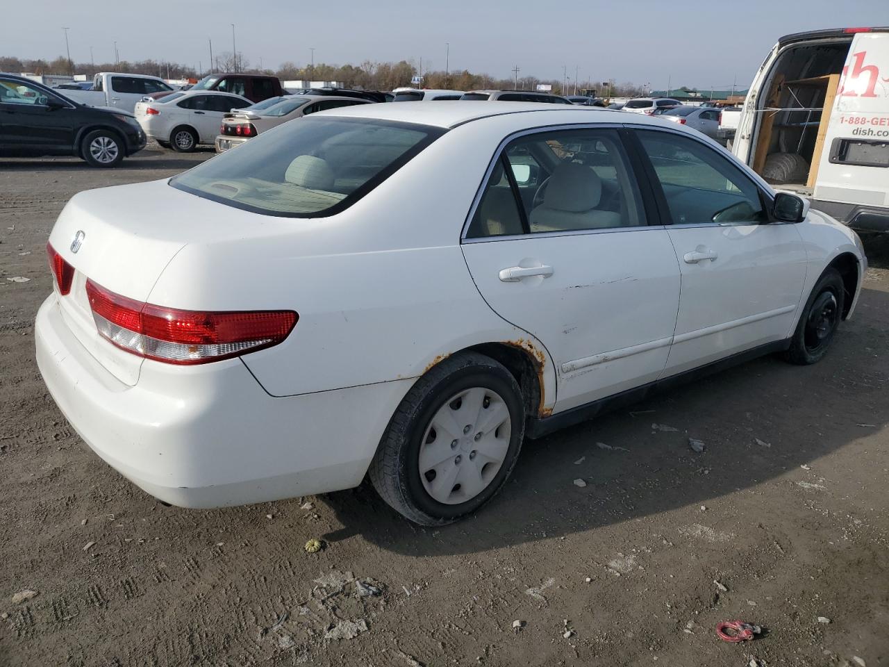 Image 3 of 2003 HONDA ACCORD LX 2003 with VIN JHMCM56343C068173