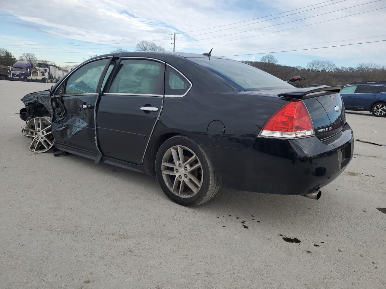 Image 2 of 2014 CHEVROLET IMPALA LIMITED LTZ 2014 with VIN 2G1WC5E32E1142632
