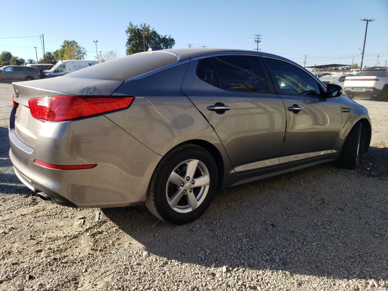 Изображение 3 2015 KIA OPTIMA LX 2015 с VIN 5XXGM4A77FG514165