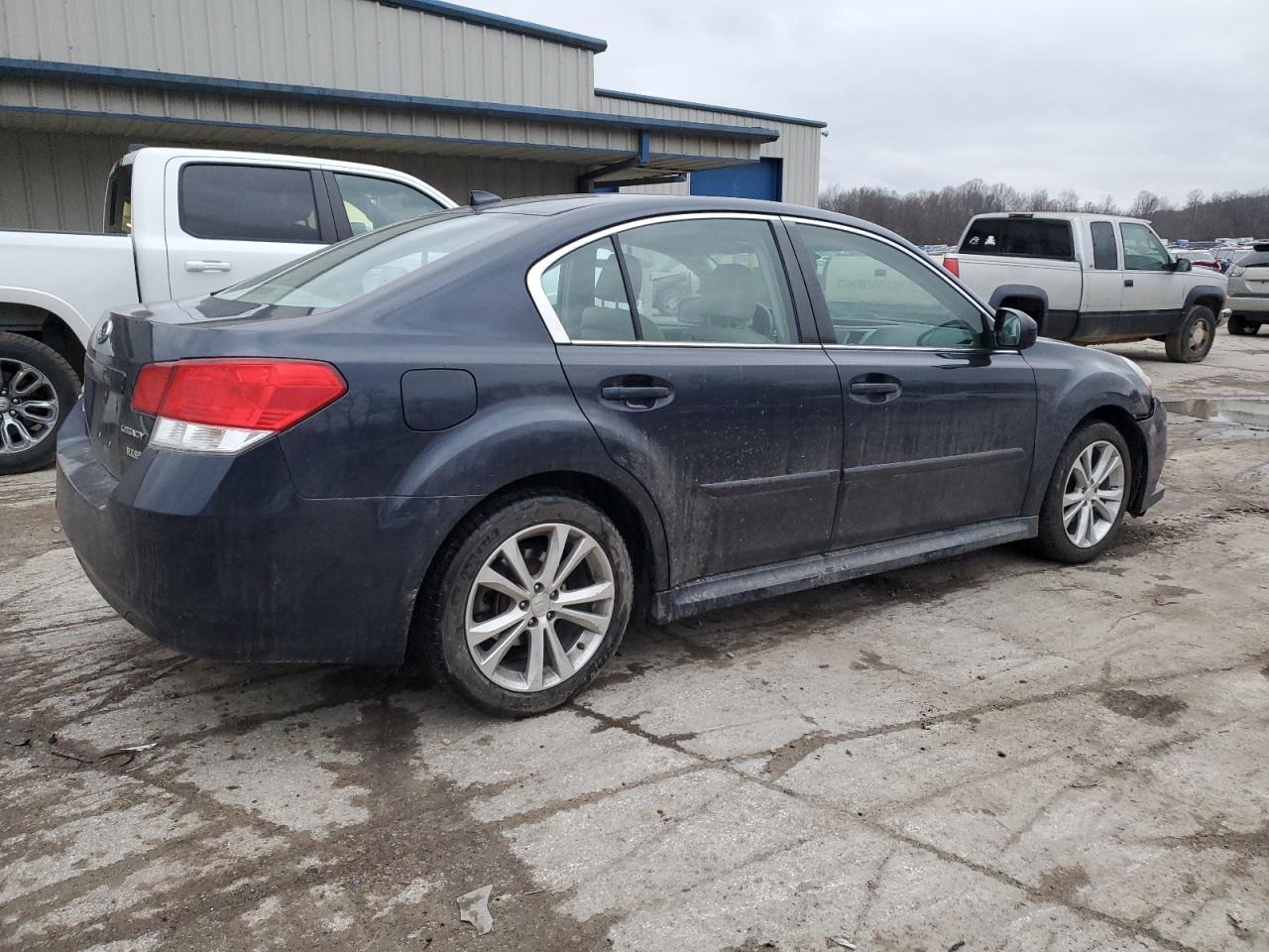 Obraz 3 z 2013 SUBARU LEGACY 2.5I LIMITED 2013 z VIN 4S3BMBJ63D3033655