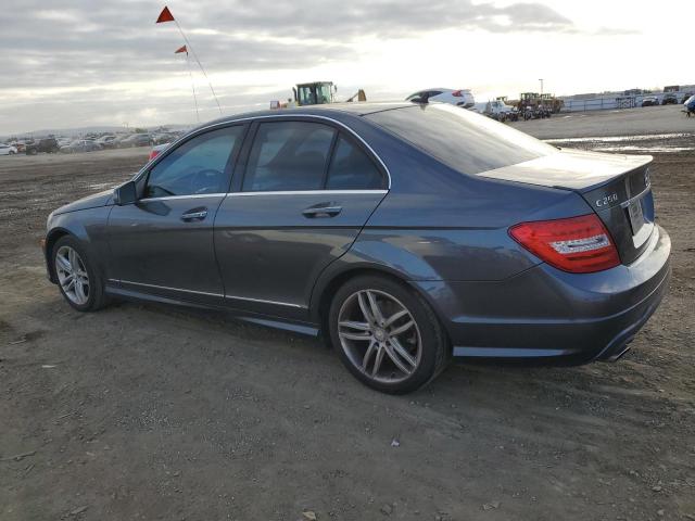 Изображение 2 2013 MERCEDES-BENZ C 250 2013 с VIN WDDGF4HBXDA833336