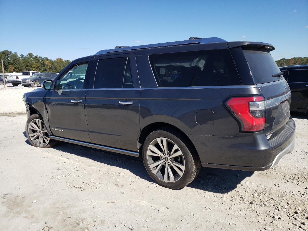 Image 2 of 2020 FORD EXPEDITION MAX PLATINUM 2020 with VIN 1FMJK1LT3LEA82528
