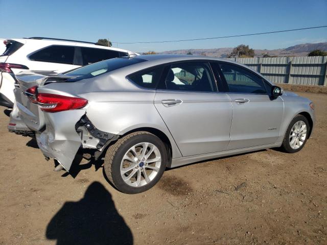 Image 3 of 2019 FORD FUSION SE 2019 with VIN 3FA6P0LU5KR106456