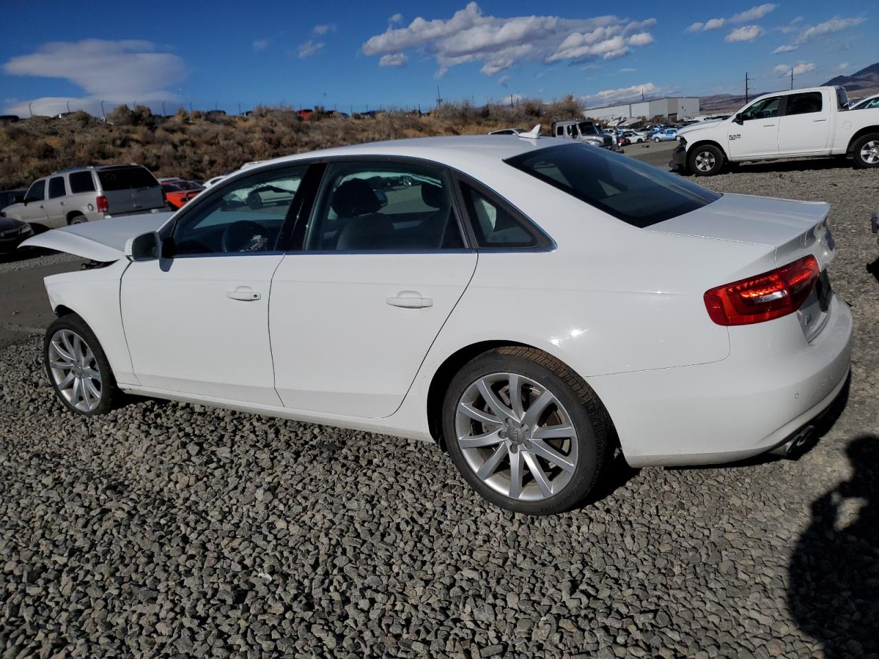 Obraz 2 z 2013 AUDI A4 PREMIUM PLUS 2013 z VIN WAUFFAFLXDN030564