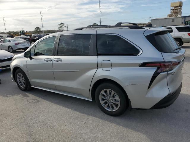 Изображение 2 2023 TOYOTA SIENNA XLE 2023 с VIN 5TDYRKEC9PS179864