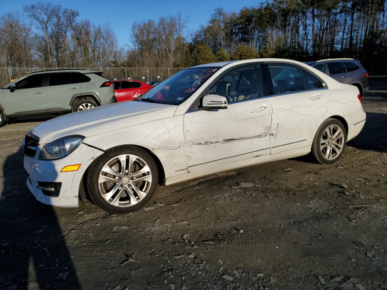 Image 1 of 2013 MERCEDES-BENZ C 300 4MATIC 2013 with VIN WDDGF8ABXDR283445