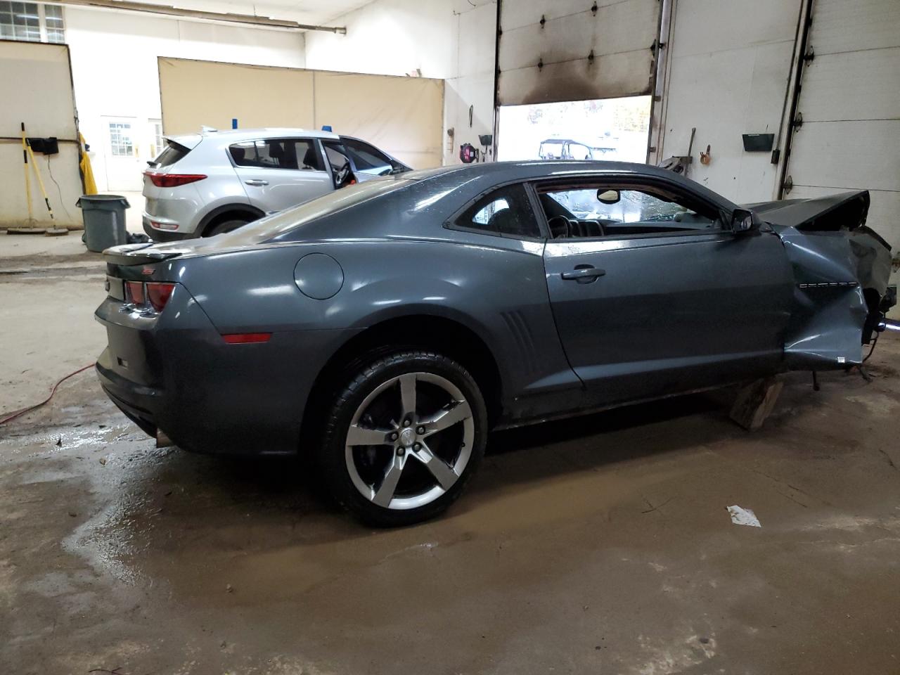 Image 3 of 2010 CHEVROLET CAMARO SS 2010 with VIN 2G1FK1EJ3A9116451