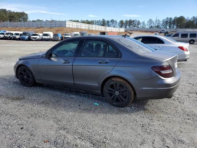 Obraz 2 z 2013 MERCEDES-BENZ C 250 2013 z VIN WDDGF4HB0DA858486