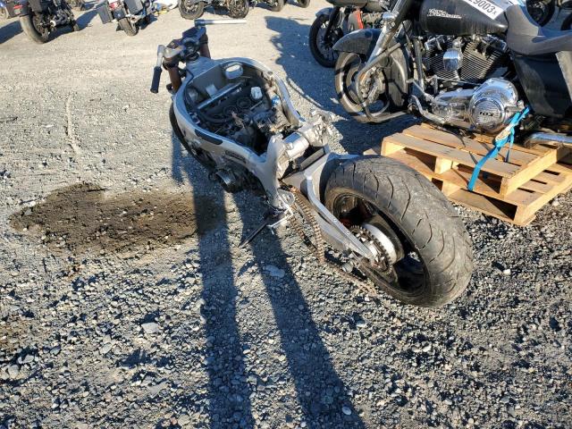 Image 3 of 2006 SUZUKI GSX1300 R 2006 with VIN JS1GW71A962113031