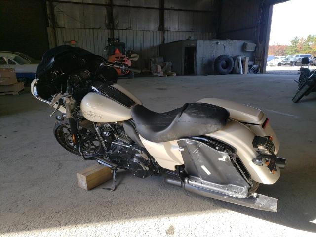 Image 3 of 2023 HARLEY-DAVIDSON FLTRXST  2023 with VIN 1HD1ACL18PB636475