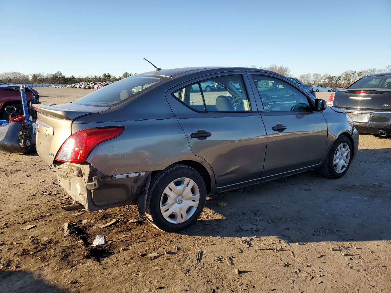 Obraz 3 z 2013 NISSAN VERSA S 2013 z VIN 3N1CN7AP7DL865434
