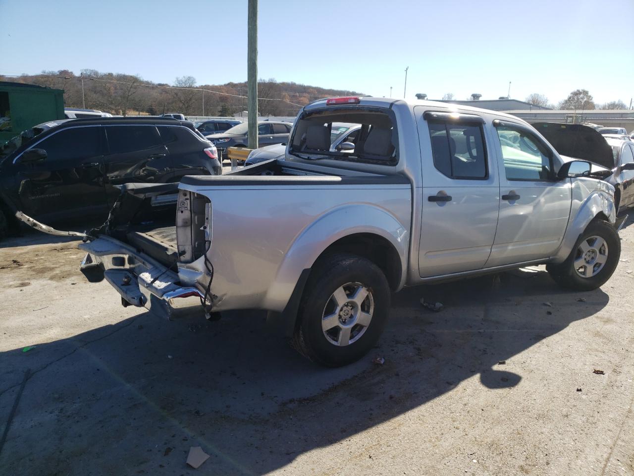 Image 3 of 2006 NISSAN FRONTIER CREW CAB LE 2006 with VIN 1N6AD07W26C429115
