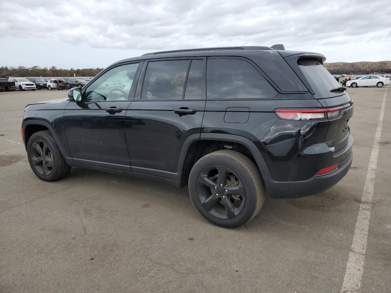 Image 2 of 2023 JEEP GRAND CHEROKEE LAREDO 2023 with VIN 1C4RJHAG5PC556957