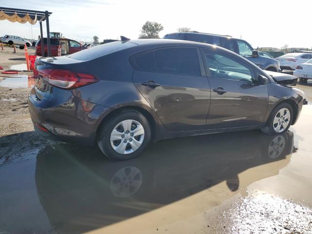 Изображение 3 2017 KIA FORTE LX 2017 с VIN 3KPFL4A78HE067324