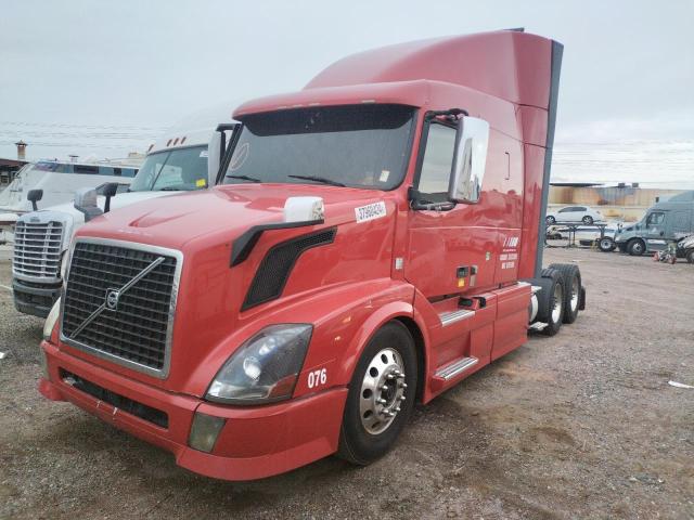 Изображение 2 2015 VOLVO VN VNL 2015 с VIN 4V4NC9EH1FN912345
