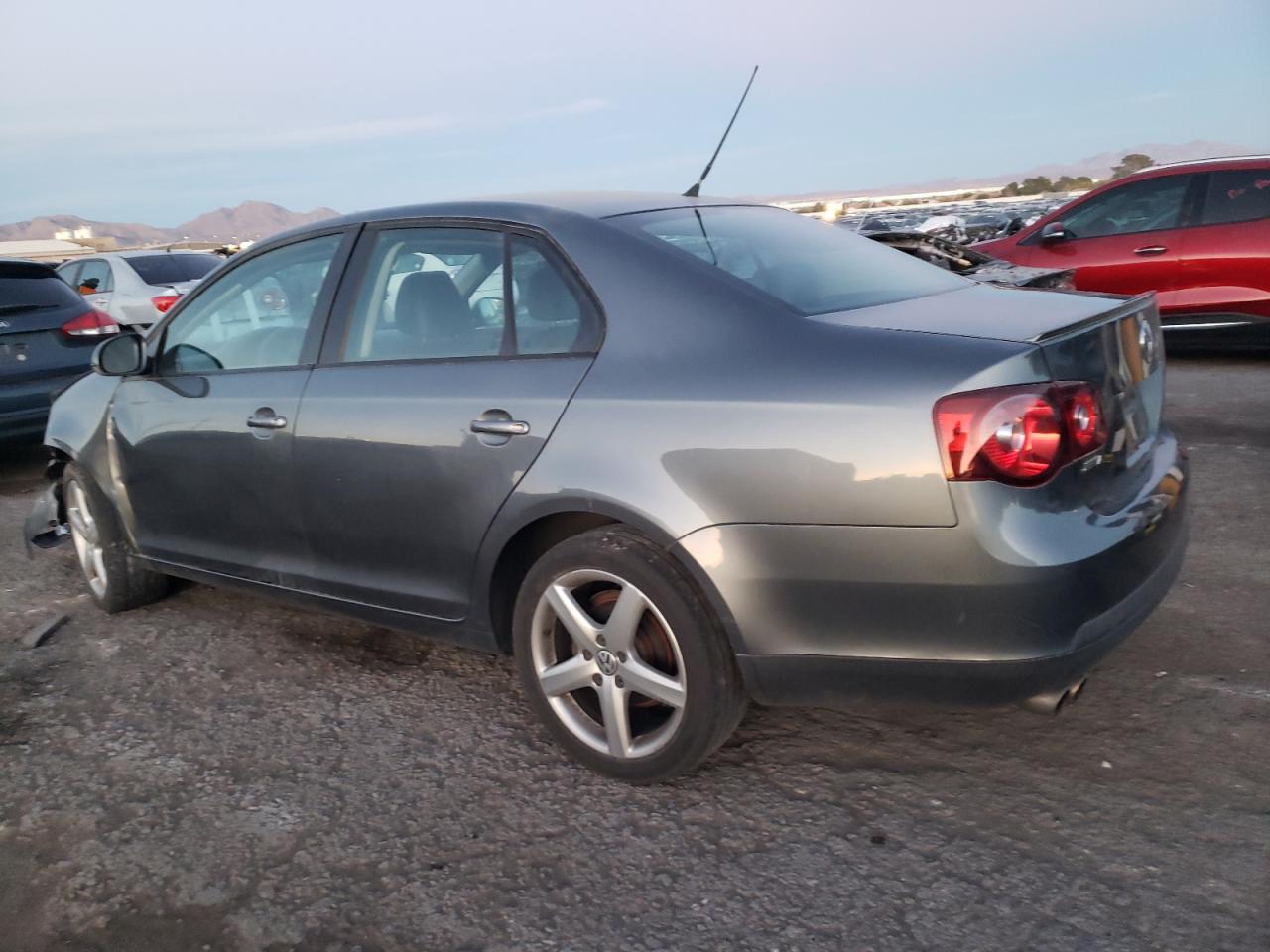 Image 2 of 2010 VOLKSWAGEN JETTA LIMITED 2010 with VIN 3VWAZ7AJ5AM114713