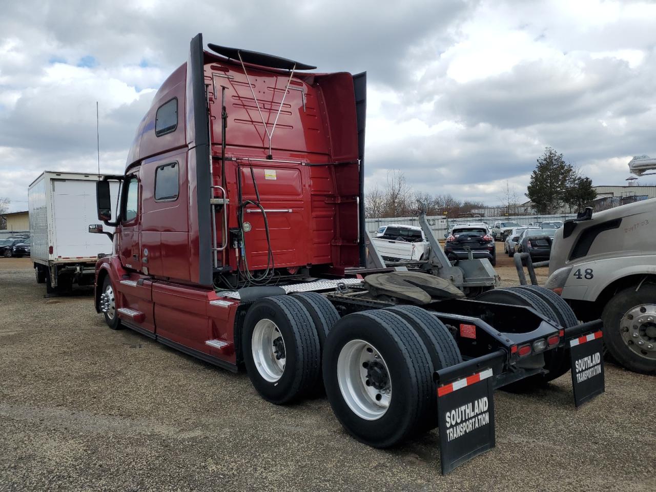 Image 3 of 2017 VOLVO VN VNL 2017 with VIN 4V4NC9EHXHN991310