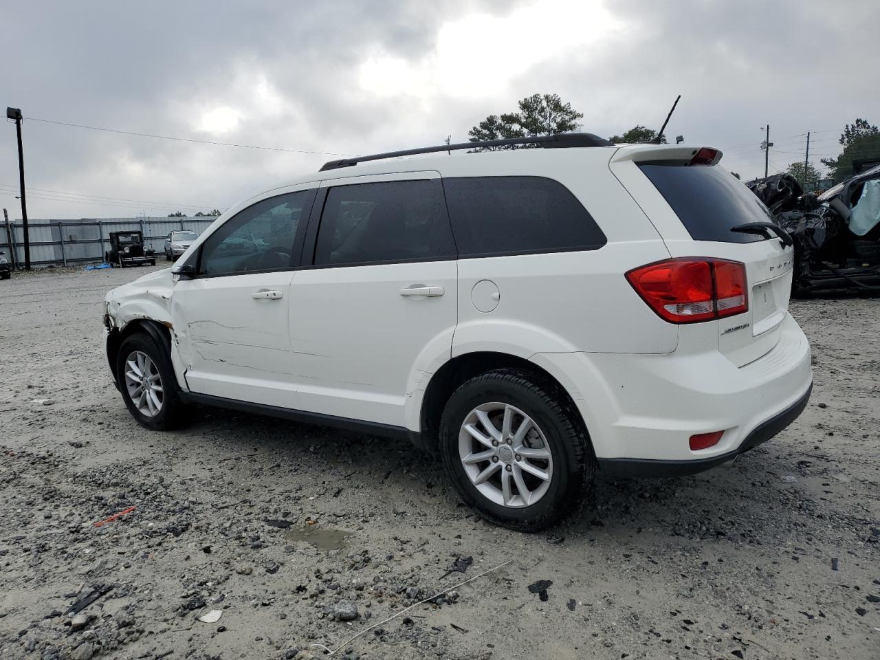 Изображение 2 2015 DODGE JOURNEY SXT 2015 с VIN 3C4PDCBG0FT696739