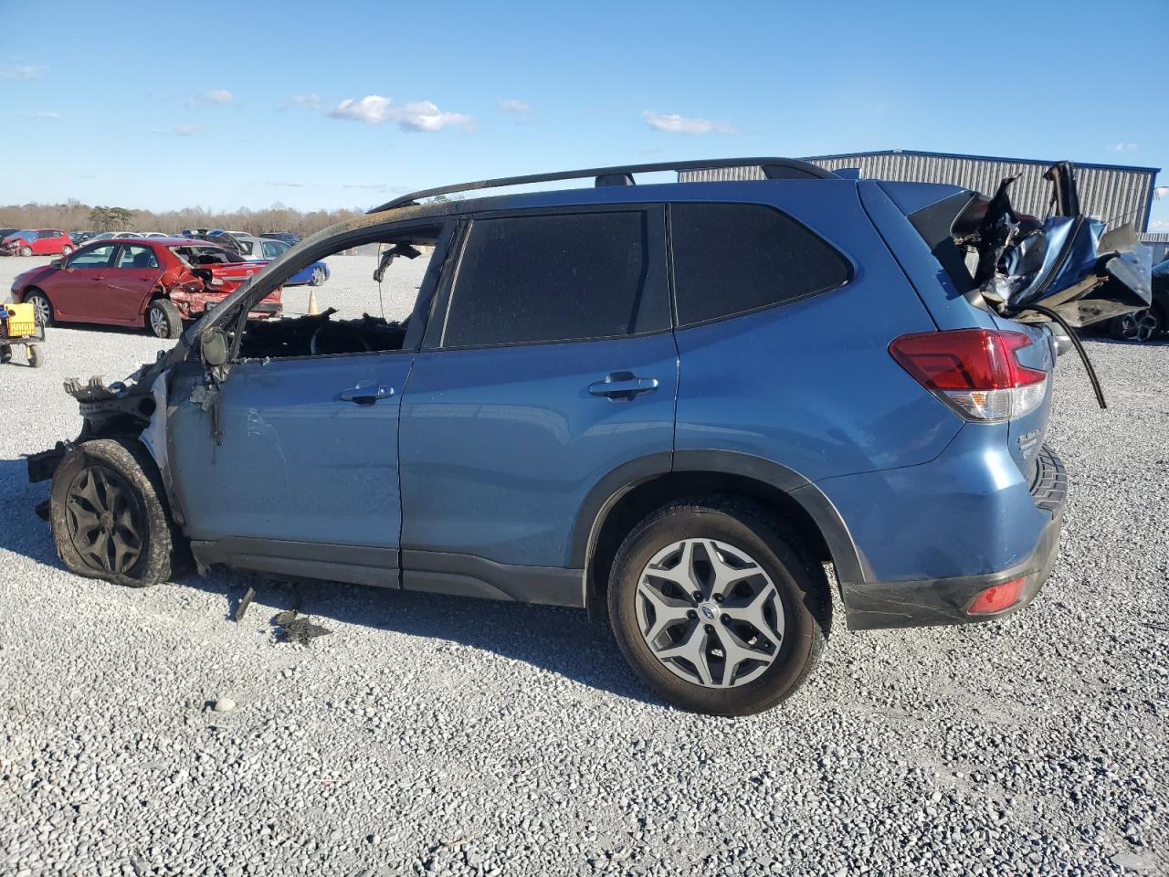 Image 2 of 2019 SUBARU FORESTER PREMIUM 2019 with VIN JF2SKAGC8KH469531
