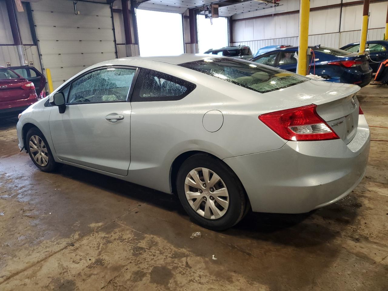 Obraz 2 z 2012 HONDA CIVIC LX 2012 z VIN 2HGFG3B52CH548132
