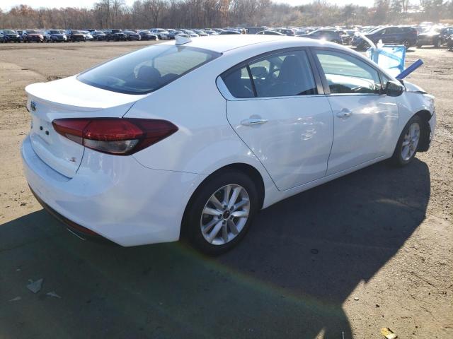 Image 3 of 2017 KIA FORTE LX 2017 with VIN 3KPFL4A75HE136602